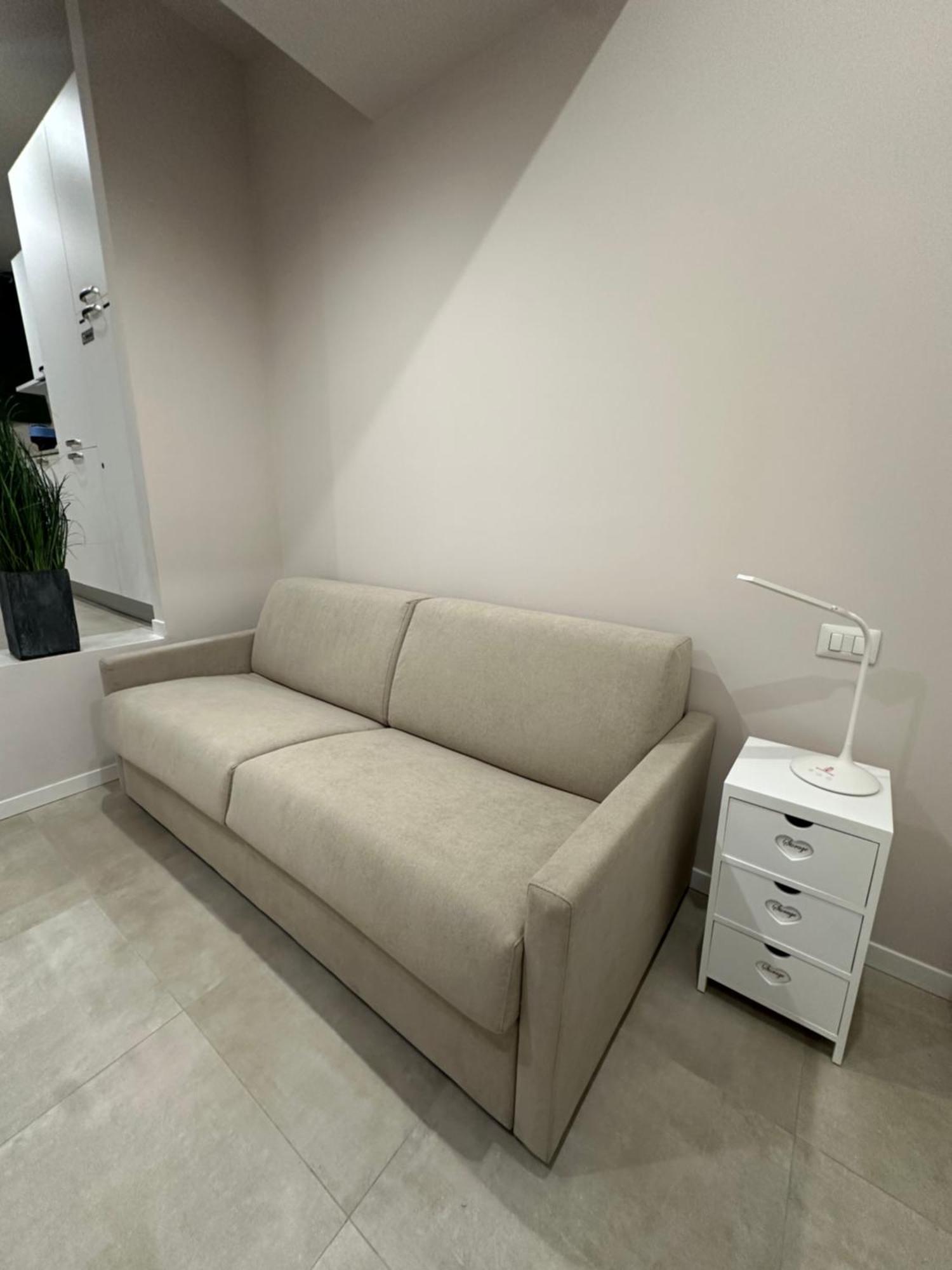 Monolocale Piazza Gambara M1 Lägenhet Milano Exteriör bild