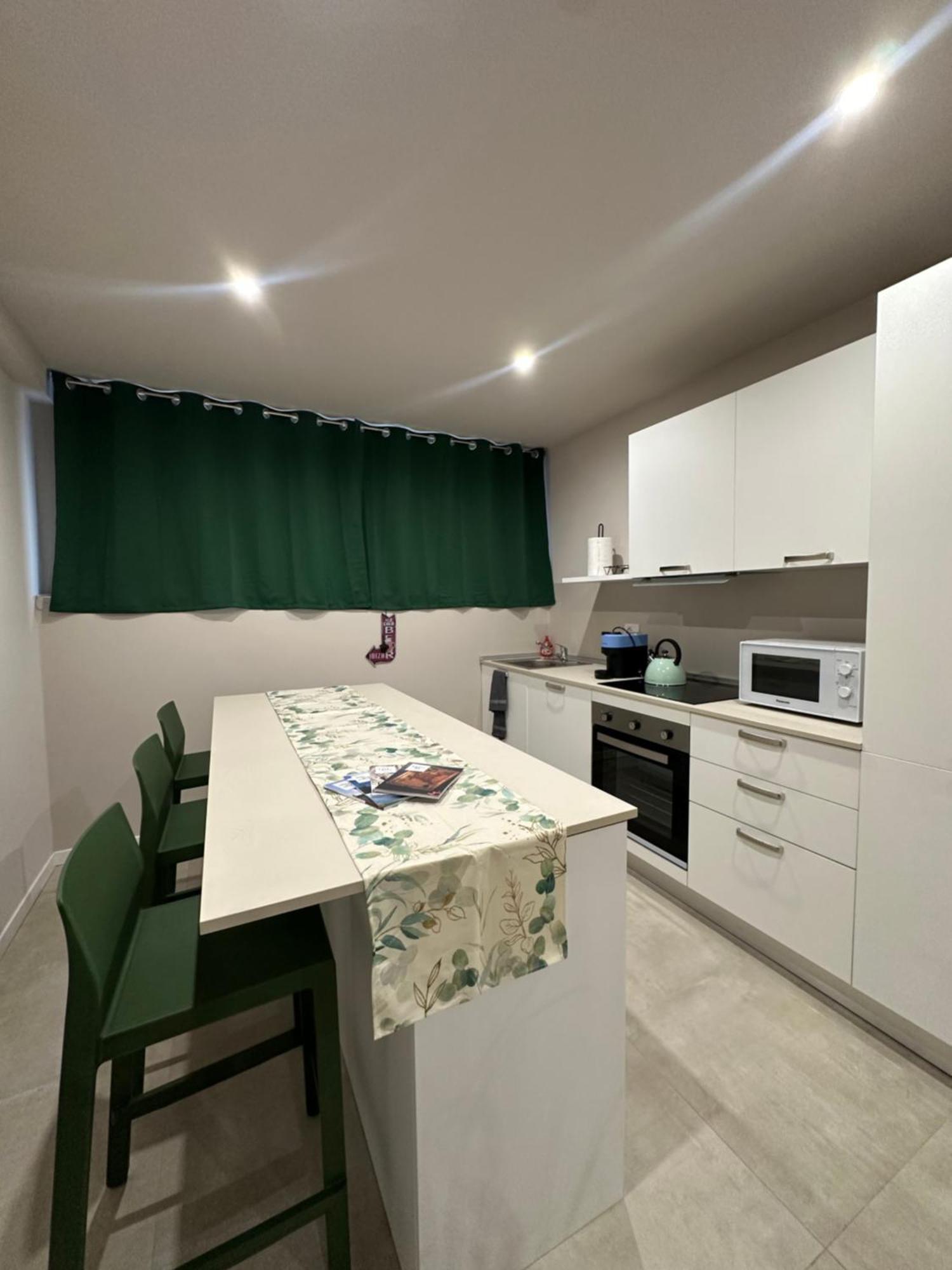 Monolocale Piazza Gambara M1 Lägenhet Milano Exteriör bild