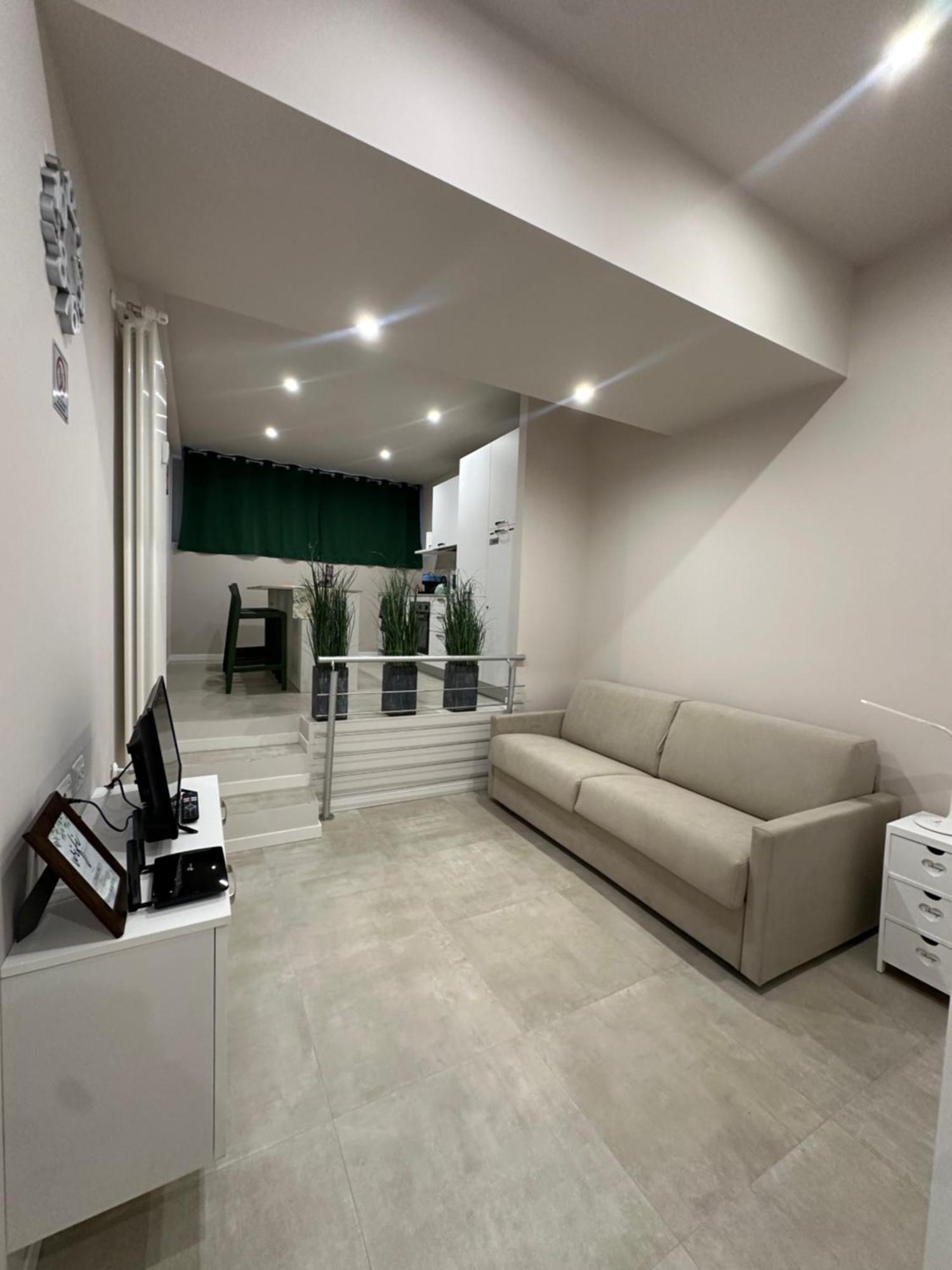 Monolocale Piazza Gambara M1 Lägenhet Milano Exteriör bild