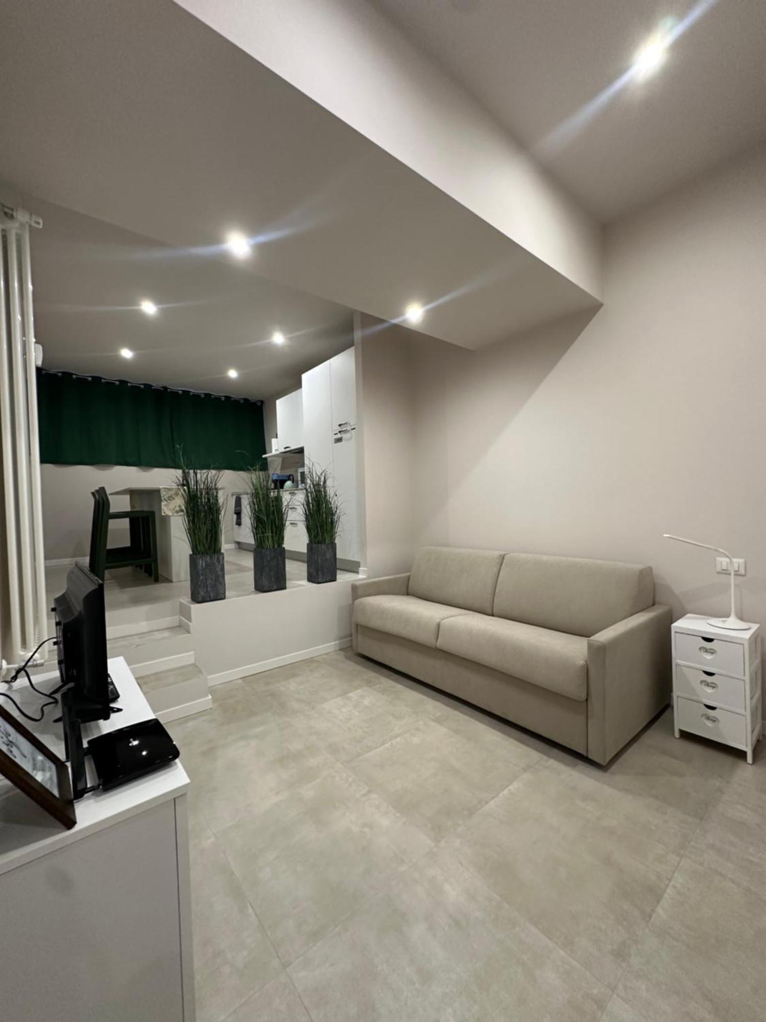 Monolocale Piazza Gambara M1 Lägenhet Milano Exteriör bild